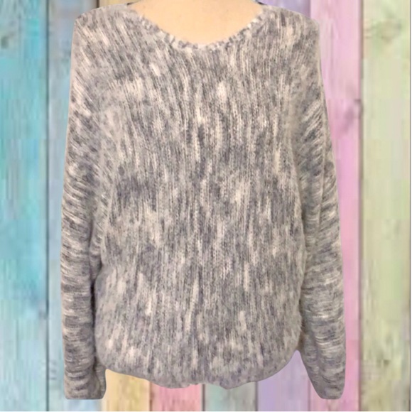Mossimo Supply Co. Sweaters - Mossimo Gray Soft Fuzzy Long Sleeve Sweater Top